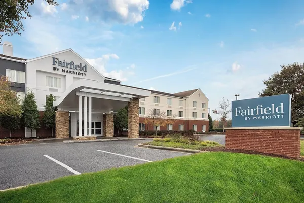 Photo 1 - Fairfield Inn by Marriott Northlake