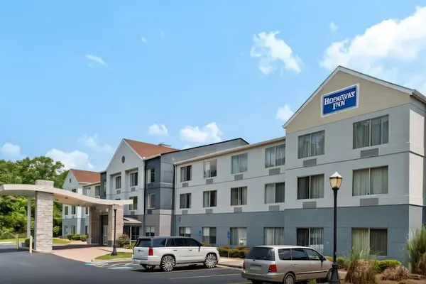 Photo 1 - Rodeway Inn