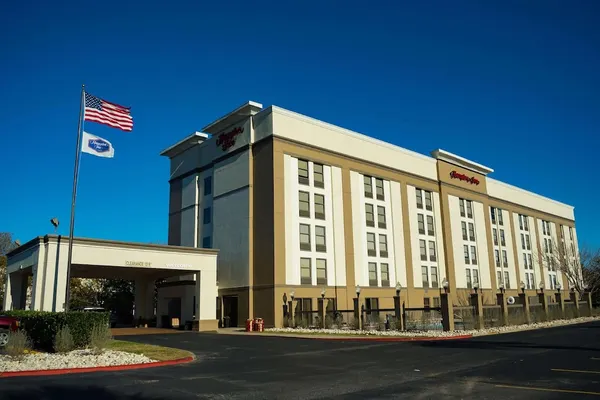 Photo 1 - Hampton Inn Beaumont