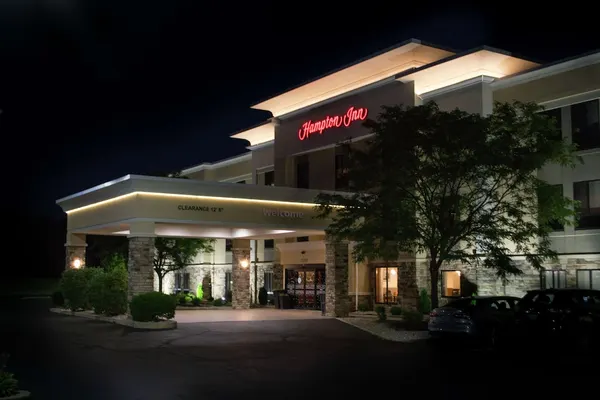 Photo 1 - Hampton Inn Marion