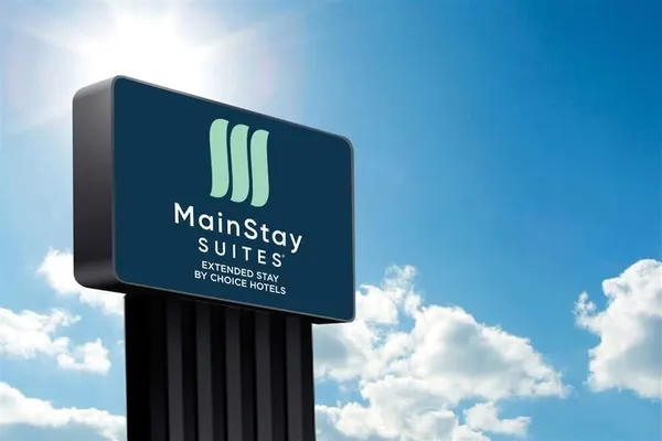 Photo 1 - MainStay Suites Middleburg Heights Cleveland Airport