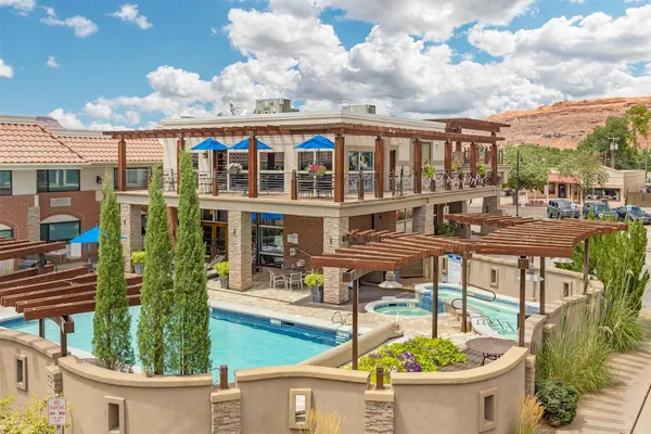 Photo 1 - Best Western Plus Canyonlands Inn