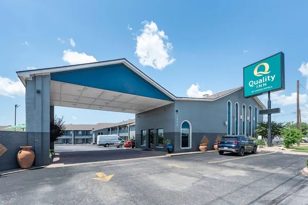 Photo 1 - Quality Inn Near Lake Marble Falls