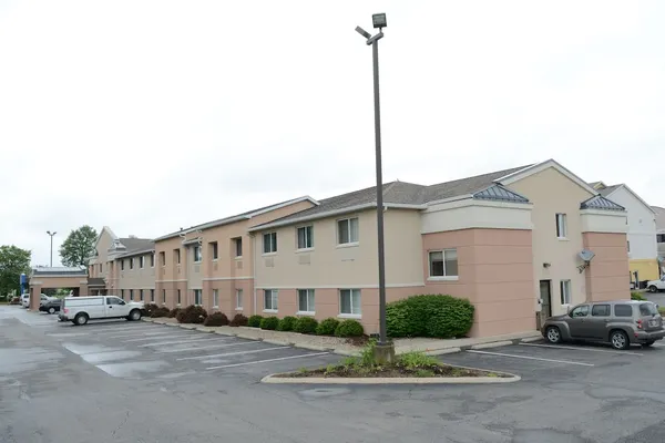 Photo 1 - Motel 6 Anderson, IN - Indianapolis
