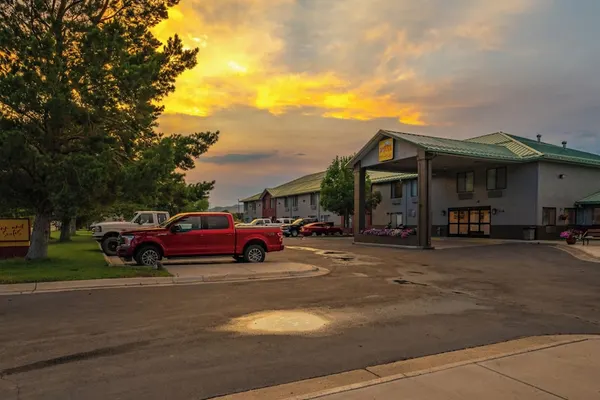 Photo 1 - Yellowstone River Inn & Suites