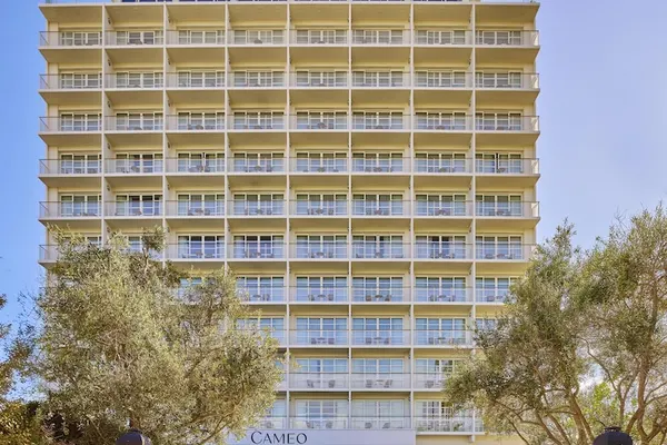 Photo 1 - Cameo Beverly Hills, LXR Hotels & Resorts