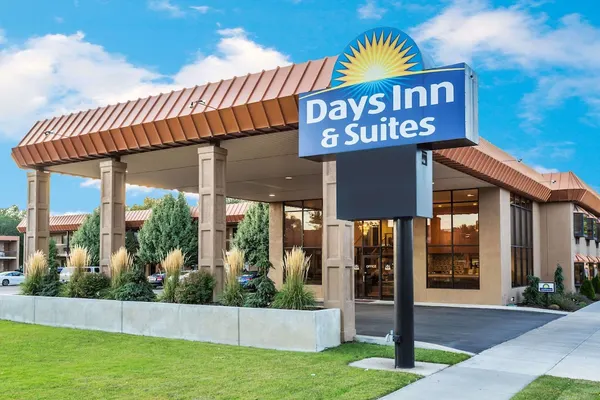 Photo 1 - Days Inn & Suites by Wyndham Logan