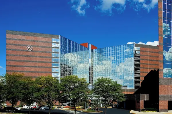 Photo 1 - Sheraton Indianapolis Hotel at Keystone Crossing