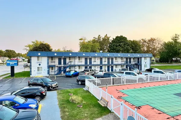 Photo 1 - Rodeway Inn