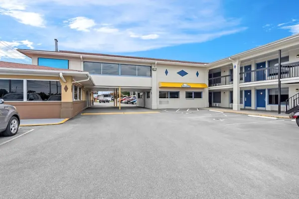 Photo 1 - Days Inn by Wyndham Jacksonville NC