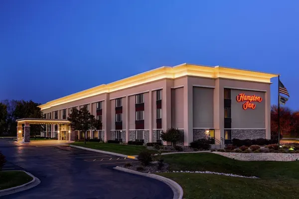 Photo 1 - Hampton Inn Milwaukee-Airport