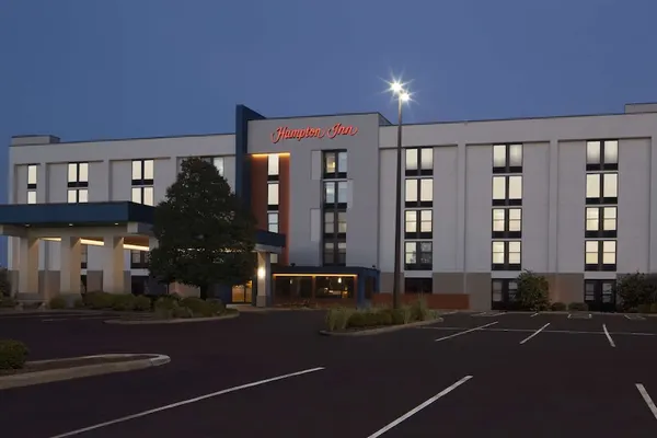 Photo 1 - Hampton Inn Evansville