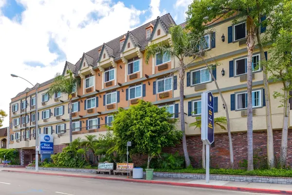 Photo 1 - Best Western Airpark Hotel-Los Angeles LAX Airport