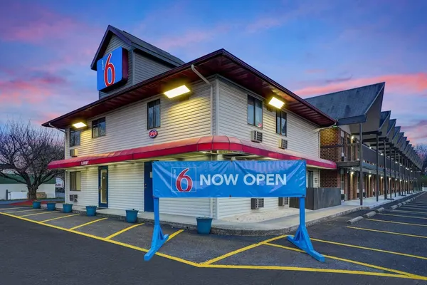 Photo 1 - Motel 6 Carlisle, PA - Cumberland Valley