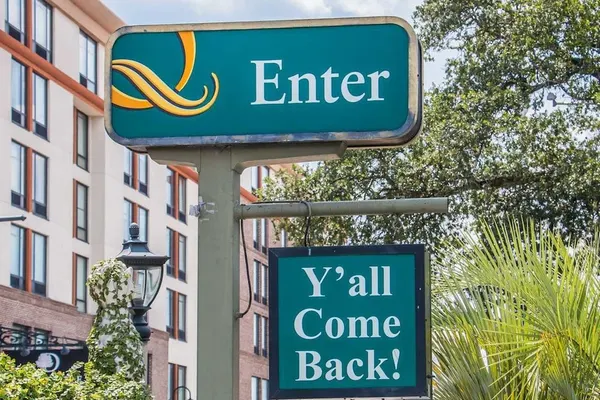 Photo 1 - Quality Inn Savannah Historic District