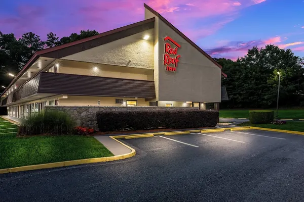 Photo 1 - Red Roof Inn Atlanta South - Morrow