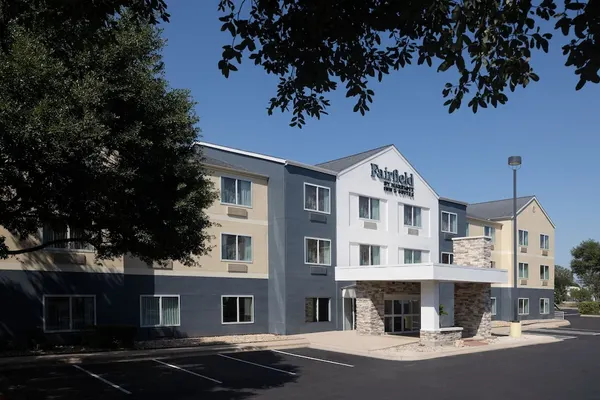 Photo 1 - Fairfield Inn and Suites by Marriott Austin South