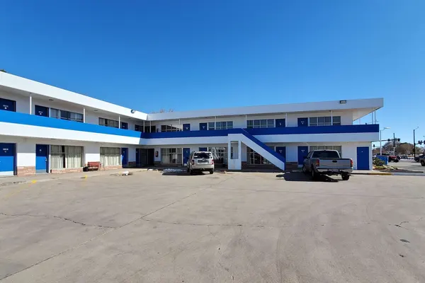 Photo 1 - Motel 6 Canon City, CO