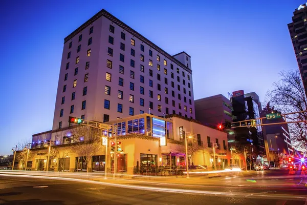 Photo 1 - Hotel Andaluz Albuquerque, Curio Collection by Hilton