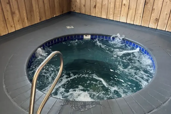 Photo 1 - Nampa Inn & Suites