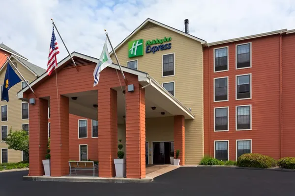 Photo 1 - Holiday Inn Express Grants Pass, an IHG Hotel