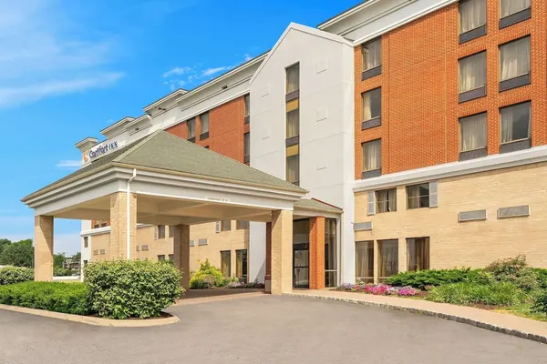 Photo 1 - Comfort Inn Lehigh Valley West - Allentown