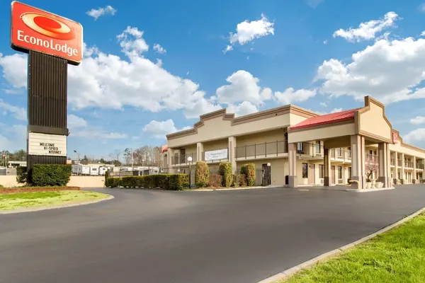 Photo 1 - Econo Lodge