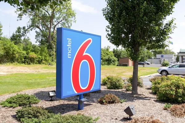Photo 1 - Motel 6 Richfield, OH