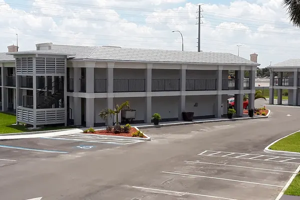 Photo 1 - Clarion Inn & Suites Across From Universal Orlando Resort