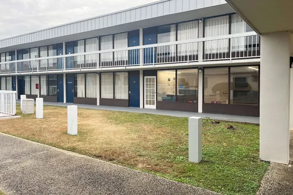Photo 1 - Motel 6 Lugoff, SC