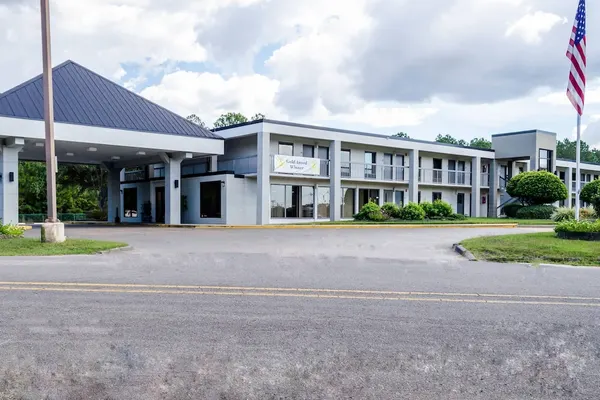 Photo 1 - Quality Inn Moss Point - Pascagoula