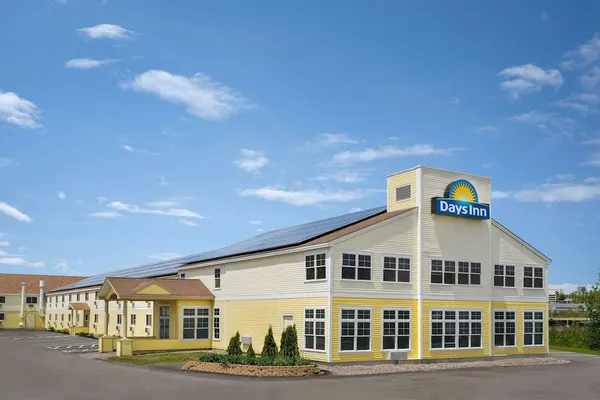 Photo 1 - Days Inn by Wyndham Airport/Maine Mall