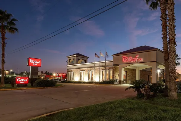 Photo 1 - Red Roof Inn Gulfport - Biloxi Airport