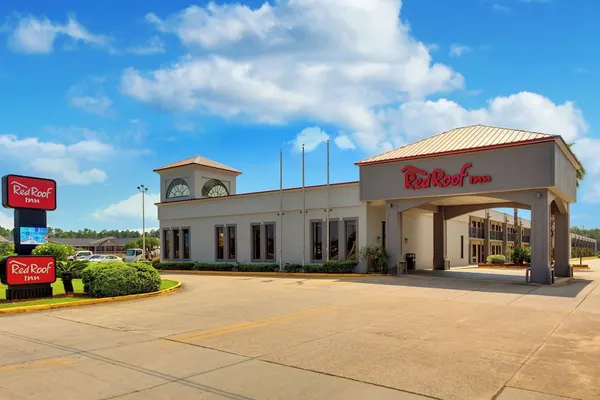 Photo 1 - Red Roof Inn Gulfport - Biloxi Airport