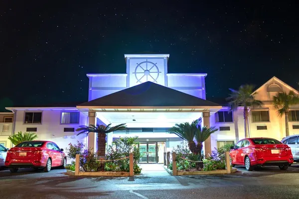 Photo 1 - Admiral's Inn on Tybee Island