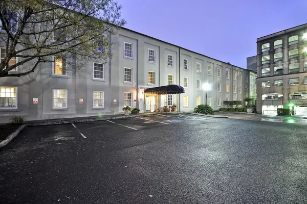 Photo 1 - Hampton Inn Charleston-Historic District