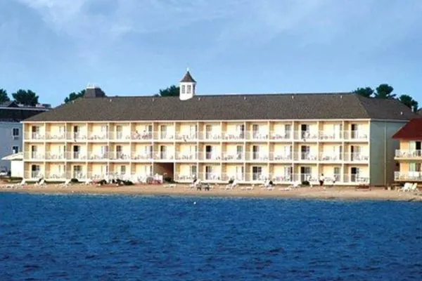 Photo 1 - Comfort Inn Lakeside