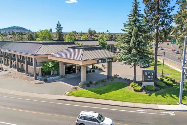 Photo 1 - Red Lion Inn & Suites Deschutes River Bend