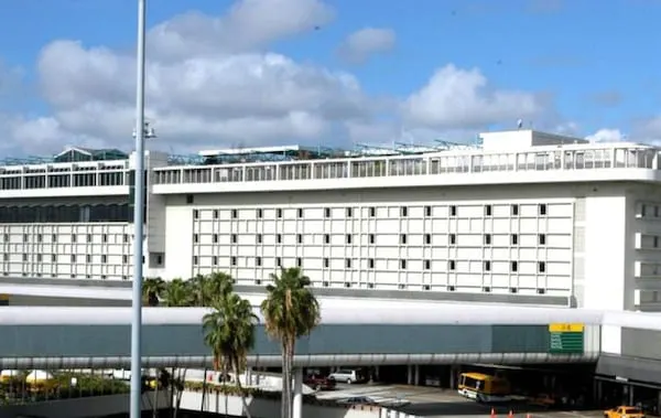 Photo 1 - Miami International Airport Hotel