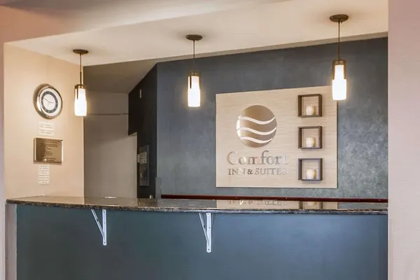 Photo 1 - Comfort Inn & Suites Madison - Airport
