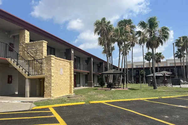 Photo 1 - Red Roof Inn Corpus Christi North - Near Downtown