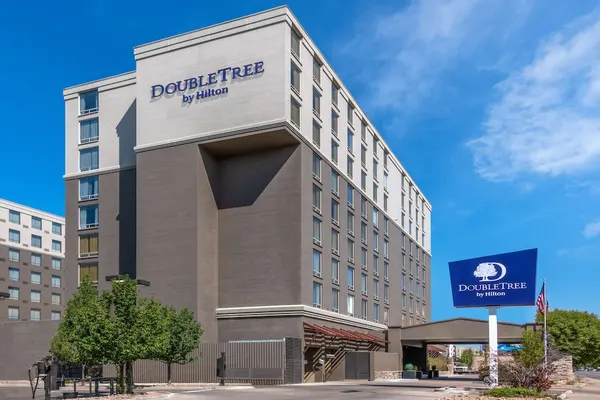 Photo 1 - DoubleTree by Hilton Denver Cherry Creek