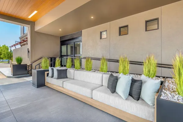 Photo 1 - DoubleTree by Hilton Denver Cherry Creek