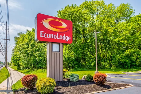 Photo 1 - Econo Lodge Mt Laurel