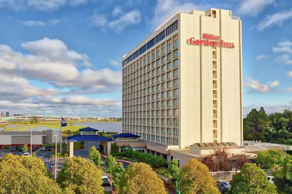 Photo 1 - Hilton Garden Inn San Francisco/Oakland Bay Bridge