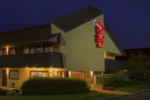 Photo 1 - Red Roof Inn Dayton North Airport