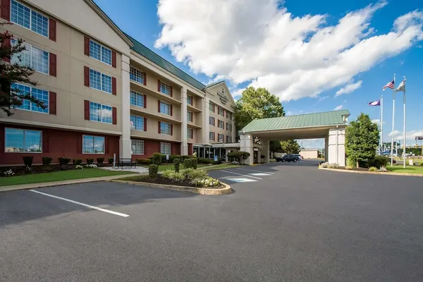 Photo 1 - Country Inn & Suites by Radisson, Fredericksburg South (I-95), VA