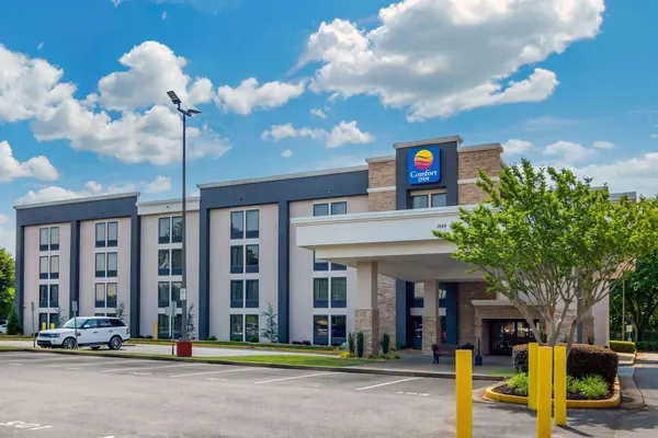 Photo 1 - Comfort Inn Atlanta Airport