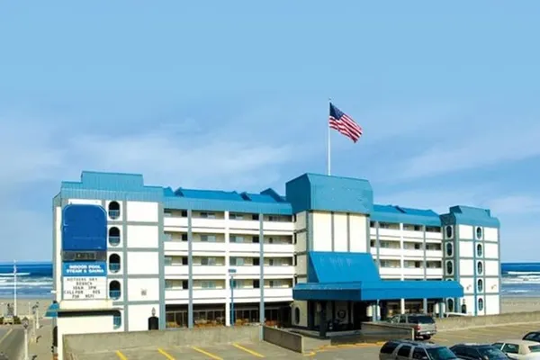 Photo 1 - Promenade Inn & Suites Oceanfront