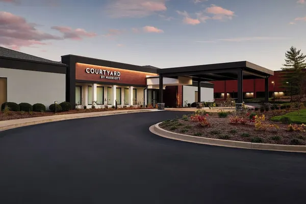 Photo 1 - Courtyard by Marriott St Louis Creve Coeur